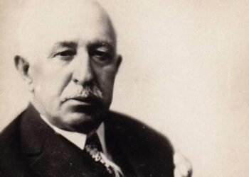 Halid Ziya Uşaklıgil: Türk Edebiyatının Önemi ve Eserleri