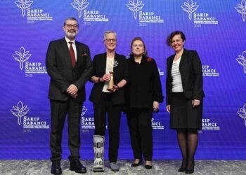 2025 Ödül Programı: Değerleri Yeniden Tasarlamak