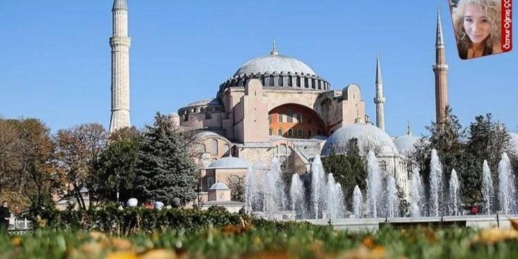 Ayasofya’da Devam Eden Restorasyon Çalışmaları ve Geçmişi