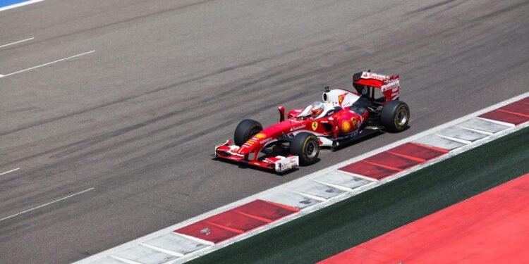 Formula 1 Pilotlarının Sıvı Dengesi ve Tartılma Süreci