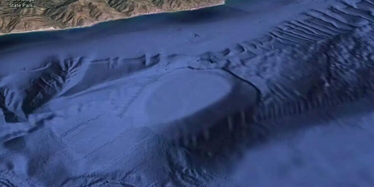 Gizemli Su Altı Yapısı ve Uzaylı Üssü İddiaları