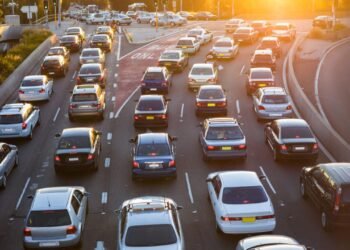 Hayalet Trafik Sıkışıklıkları ve Trafik Dalga Fenomeni