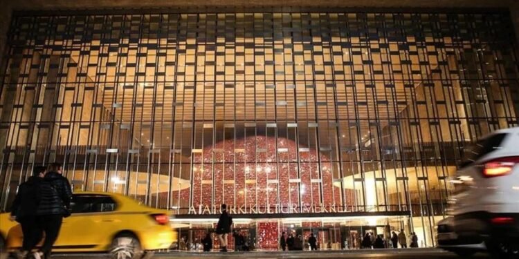 19 Mayıs Atatürk’ü Anma, Gençlik ve Spor Bayramı’nda AKM’de Unutulmaz Etkinlikler