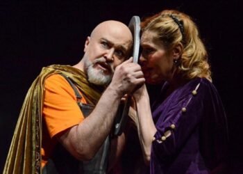 Ankara Devlet Tiyatrosu’nun Yenilikçi ve Derinlikli Sahnelemesi: “Oidipus Varyasyonları (Korkunun Zerresi)”