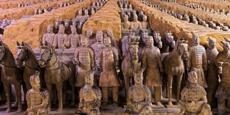 Çin’in İlk İmparatoru Qin Shi Huang ve Devasa Terrakotta Ordusu