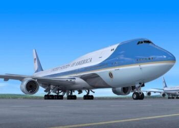 Donald Trump ve Air Force One Projesindeki Gecikmeler: Yeni Çözümler ve Politik Rekabetler