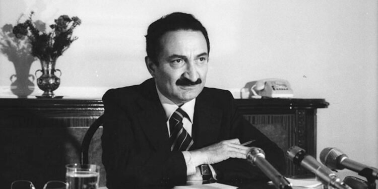 Ecevit’in 100. Yıl Dönümünde Anma Etkinliği ve Fotoğraf Sergisi