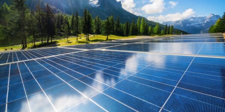 Güneş Enerjisinde Çığır Açan Yeni Teknoloji Gelişmesi