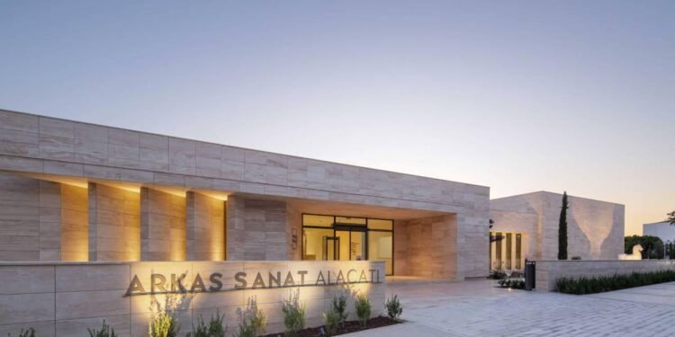 İzmir Çeşme’de Sanat ve Ekoloji Buluşması: Arkas Sanat Alaçatı’nın İkinci Sergisi