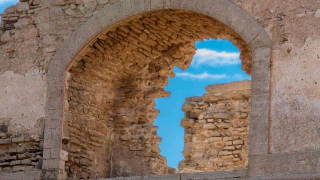 28 Mart'ta Myanmar'da Gerçekleşen Güçlü Depremin Ardından Tarihi Sırlar Gün yüzüne Çıktı