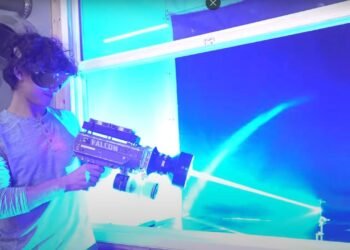 Dünyanın En Güçlü El Tipi Lazerini Geliştiren YouTuber Drake Anthony