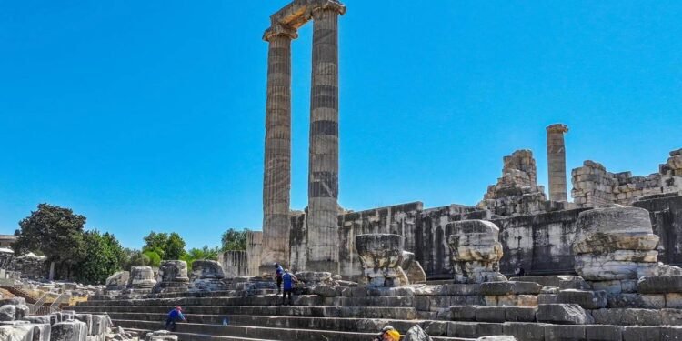 Apollon Tapınağı’nda gece ziyaretleri için hazırlıklar sürüyor