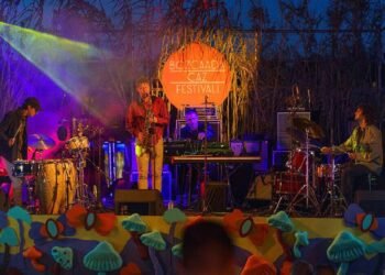 Bozcaada Caz Festivali 2024: Yaratıcı ve Çok Katmanlı Bir Müzik Deneyimi