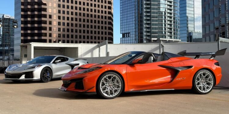 Chevrolet’in ilk hibrit hiper otomobili geliyor: Corvette ZR1X