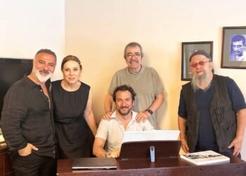 Don Kişot Müzikali: Üç Usta Oyuncunun Unutulmaz Sahne Buluşması