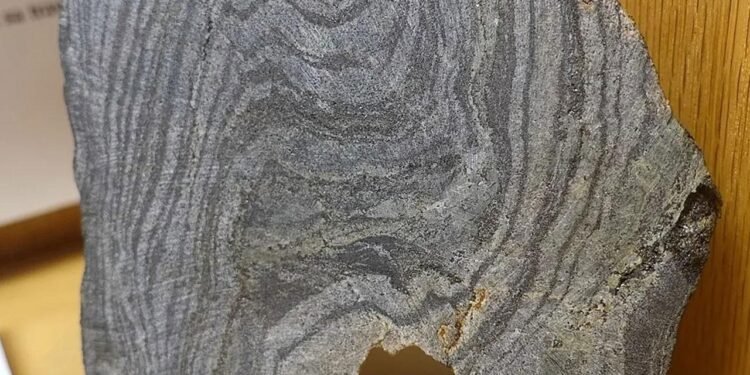 Dünya tarihinin en eski izleri, Kanada’daki bu kayaçlarda mı gizli?