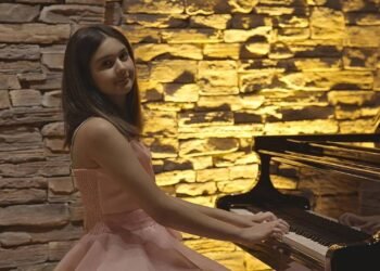 Genç Piyanist Elif Naz Ertuğrul’un Uluslararası Başarısı ve Salzburg Mozarteum Üniversitesi’ne Kabulü