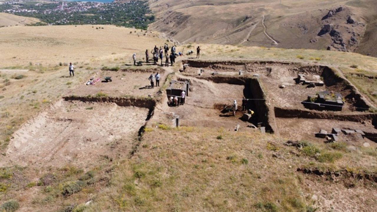 Peru ve Bolivya’daki Bulgularla Benzerlikler