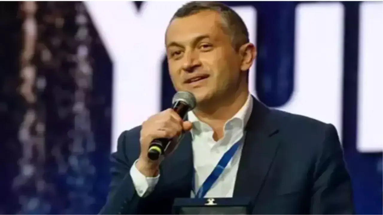 Türk Uzay Yolcuları ve Tarihçe