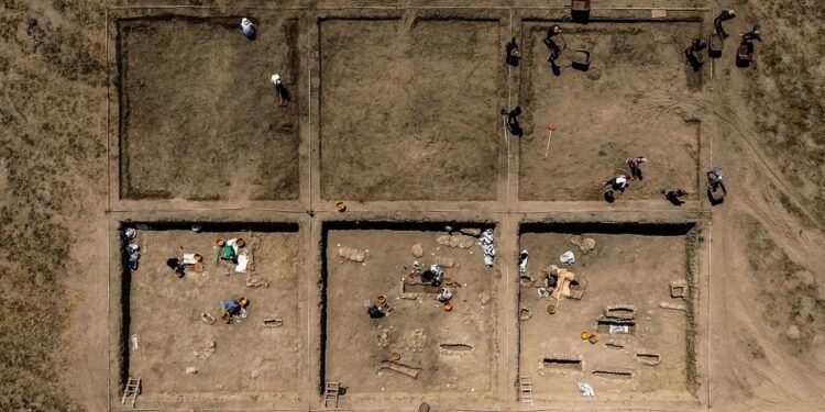 Çatalhöyük’te Yeni Dönem Kazılarında Göçün Nedenleri ve Ritüel Yaşam İnceleniyor