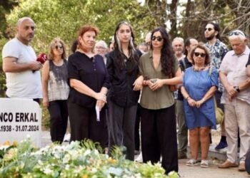 Genco Erkal ölümünün birinci yılında mezarı başında anıldı