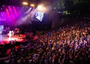 Harbiye ağustosta da coşku dolu