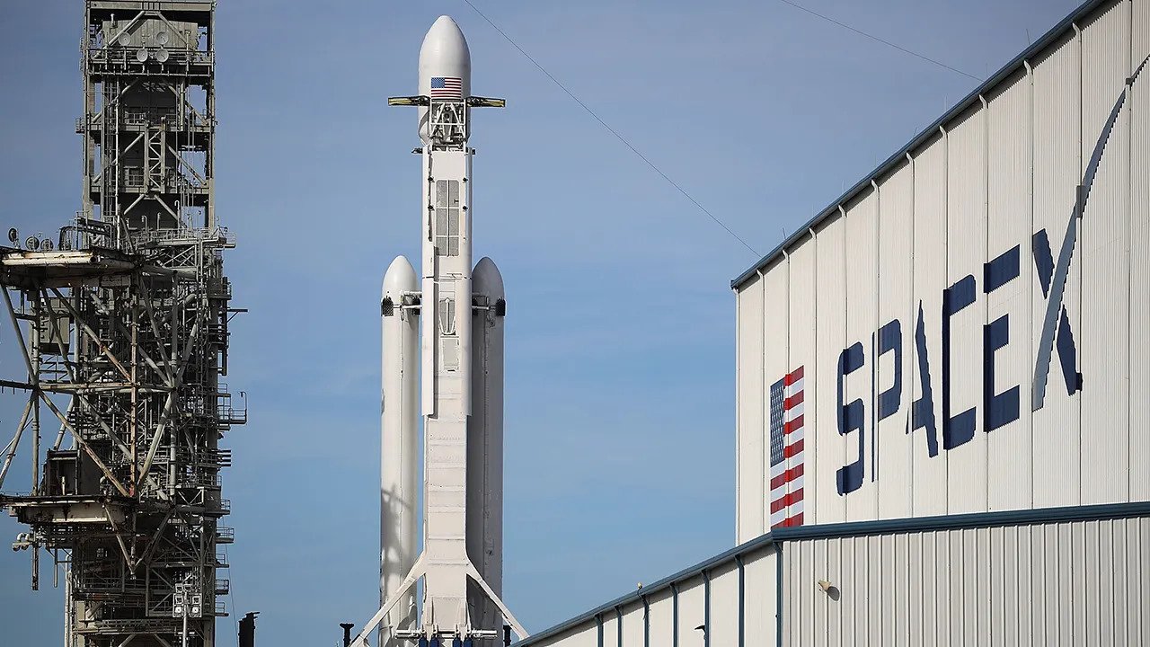 SpaceX Starship İçin 10. Deneme Uçuşu: Zorluklar, Yükselişler ve Yatırımlar