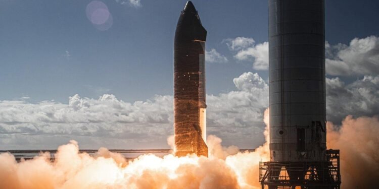 SpaceX Starship İçin 10. Deneme Uçuşu: Zorluklar, Yükselişler ve Yatırımlar