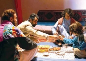 Adana Altın Koza: Geceden Gündüze Festival Ruhu ve Umudun Direnişi