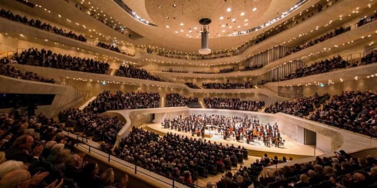 Elbphilharmonie’de Fazıl Say ile İki Günlük TUGFO Konser Serüveni