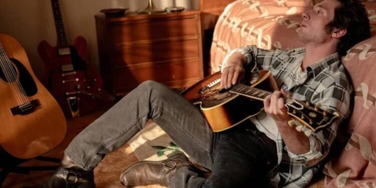 Oscar Yolculuğundaki Favoriler: 12 Filmin Öne Çıkan Hikayeleri ve Vizyon Günceleri