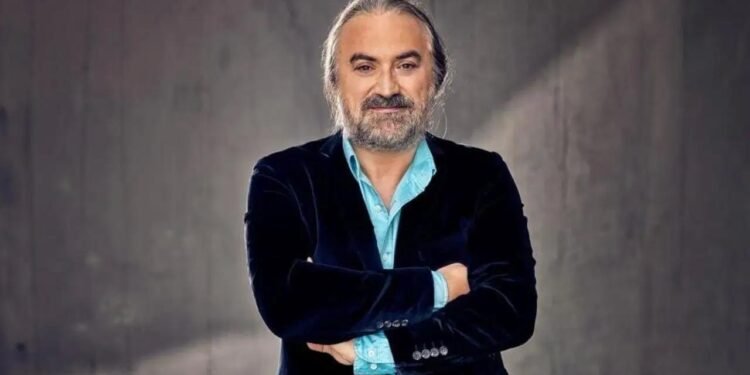 RE’ÇETE ile Volkan Konak Şarkıları: Cumhuriyet Salonu’nda Duygulu Bir Gecenin Hikayesi