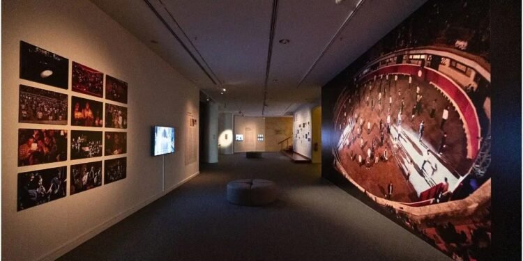 Suzanne Lacy: Birlikte/Togæther – Sözün ve Eylemin Performans Diliyle Sakıp Sabancı Müzesi’nde Buluşması