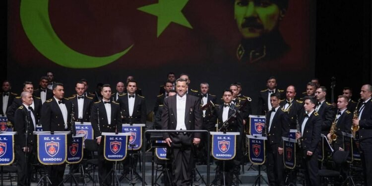 ADOB ile Deniz Kuvvetleri Bandosu Cumhuriyet Bayramı İçin Özel Konserde Buluştu