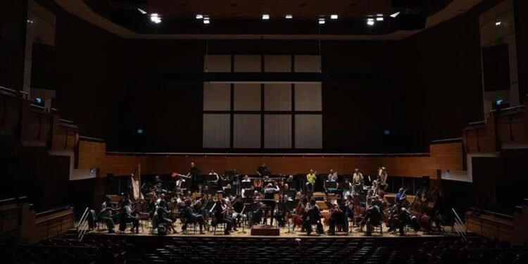 Beethoven ve Çaykovski ile Yeni Sezon Açılışı: İzmir Devlet Senfoni Orkestrası