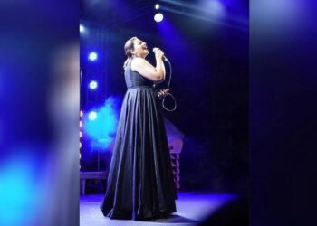 Cláudia Madeira: Fadoyla Üstlenen Yeni Kuşak ve Uluslararası Sahne