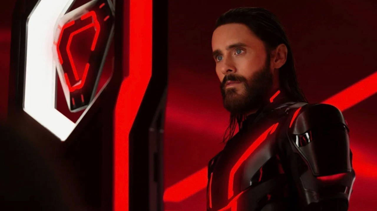 Elmaslar ve Tron: Özpetek ile Lisberger’in İzinde Yeni Bir Sinema Deneyimi