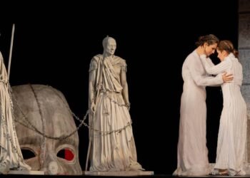 Antigone Konseri: Bursa Şehir Tiyatrosu’nda Sahnelenen GüçlüBir Kadın Direnişi
