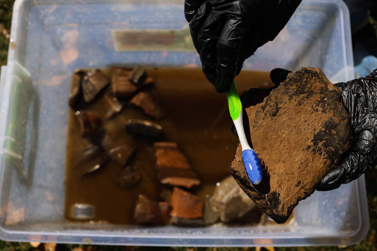 İremir Höyüğü Kazılarında Erken Tunç Çağı Depo ve Mutfak Alanlarıyla Tarımsal Merkeze İşaret