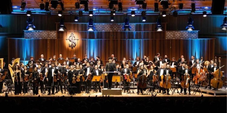 İş Sanat 26. Sezon Açılışı: Ferrández ve Tekfen Filarmoni ile unutulmaz bir akşam