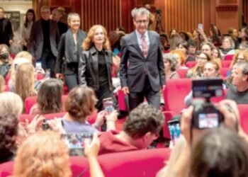 Isabelle Huppert’e Selanik Uluslararası Film Festivali’nde Onur Ödülü ve Sahne-İnceleme
