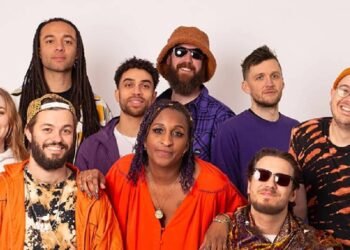 Köklenen Sesler: Kreşendo’nun Bu Festival Bizim’i Üç Gün Boyunca Kadıköy’de Şenlendiriyor