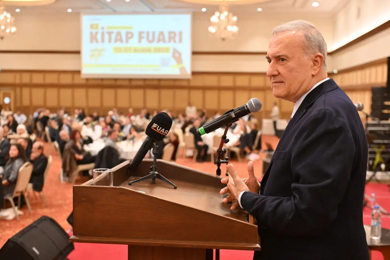 42. Uluslararası İstanbul Kitap Fuarı’nın Onur Yazarı Murathan Mungan’a Adanan Anlar