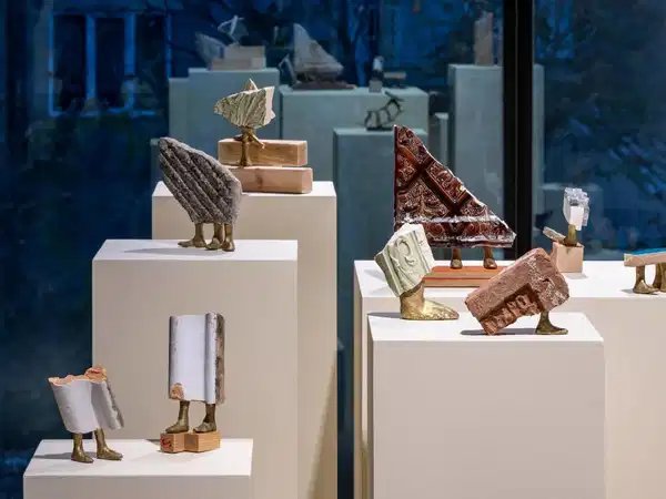 Arter’de Hah! ve Diğer Yeni Sergiler: Görsel ve Sözel Direnişin İzinde