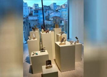 Bellekte ve Mekânlarda Seslenen Objeler: Nilüfer Şaşmazer ve Büyüktaşcıyan İşlerinde Zamanın Yankıları