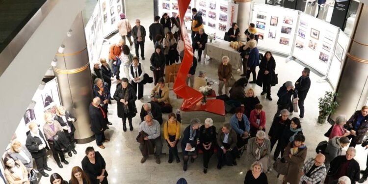 Güneş Umuttan Şimdi Doğar: Türkan Saylan’ı Anmaya Yönelik Fotoğraf Sergisi