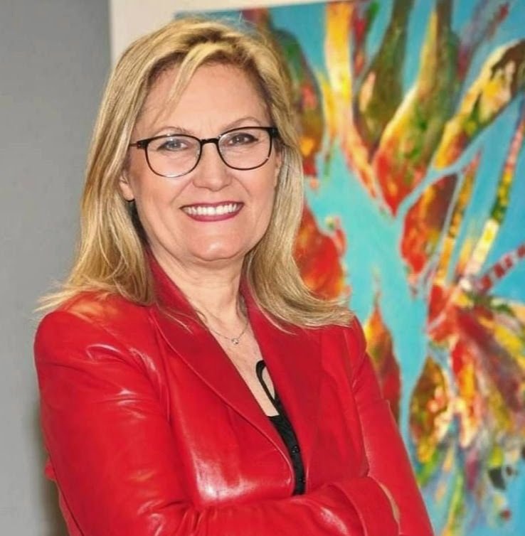 Biriken: Zamanın İzlerini Yayan Bir Kişisel Sergi — Atasoy İzmir'de