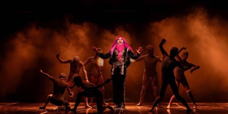 Pinokyo.exe: Zaman Çarpıtıcı Modern Dans: İstanbul’da Yeni Bir Kukla Tiyatrosu