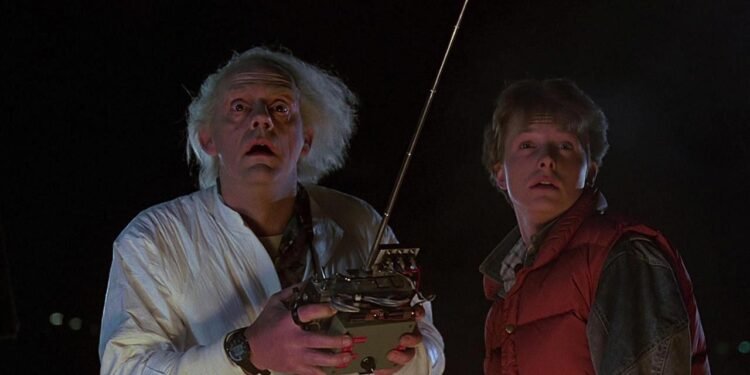 Solucan Deliği Kavramına Yeni Bakış: Uzay Tüneli mi, Zaman Aynası mı?