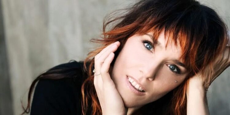 ZAZ İstanbulda: Harbiye Açıkhava’da Büyüleyici Bir Akşam